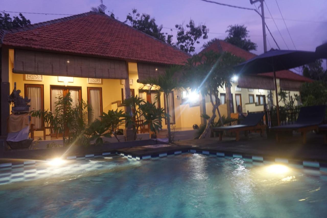 Balibal Bungalow Toyapakeh Exterior photo